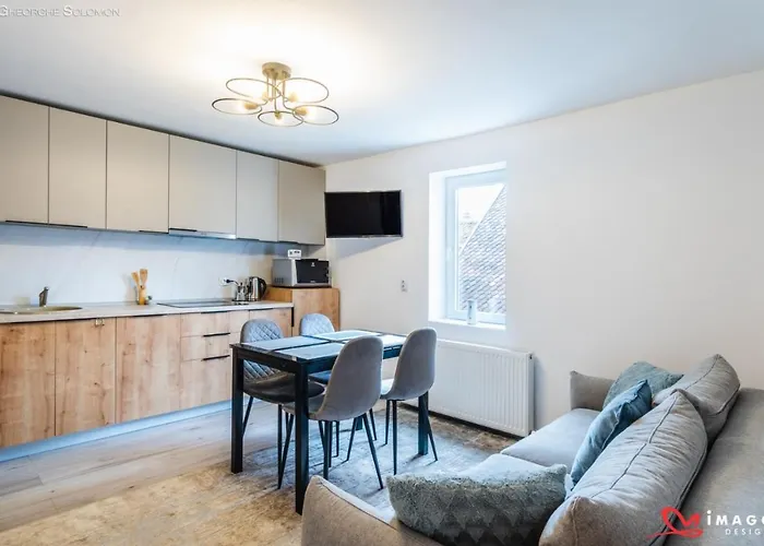 Long Street Suites