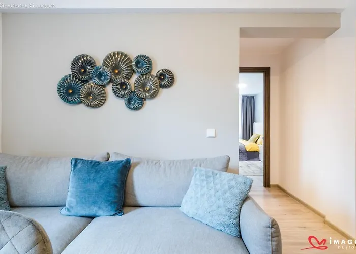 Long Street Suites